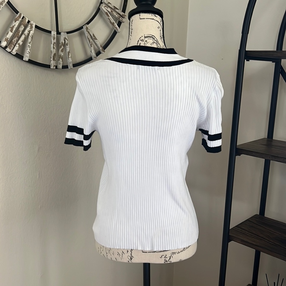 21 Main Knit Top - Picture 3 of 5